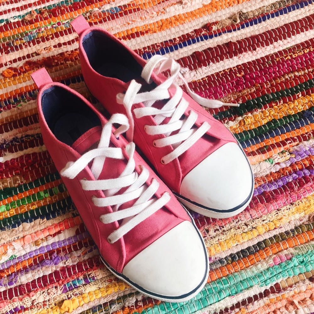 TOMMY HILFIGER sneakers